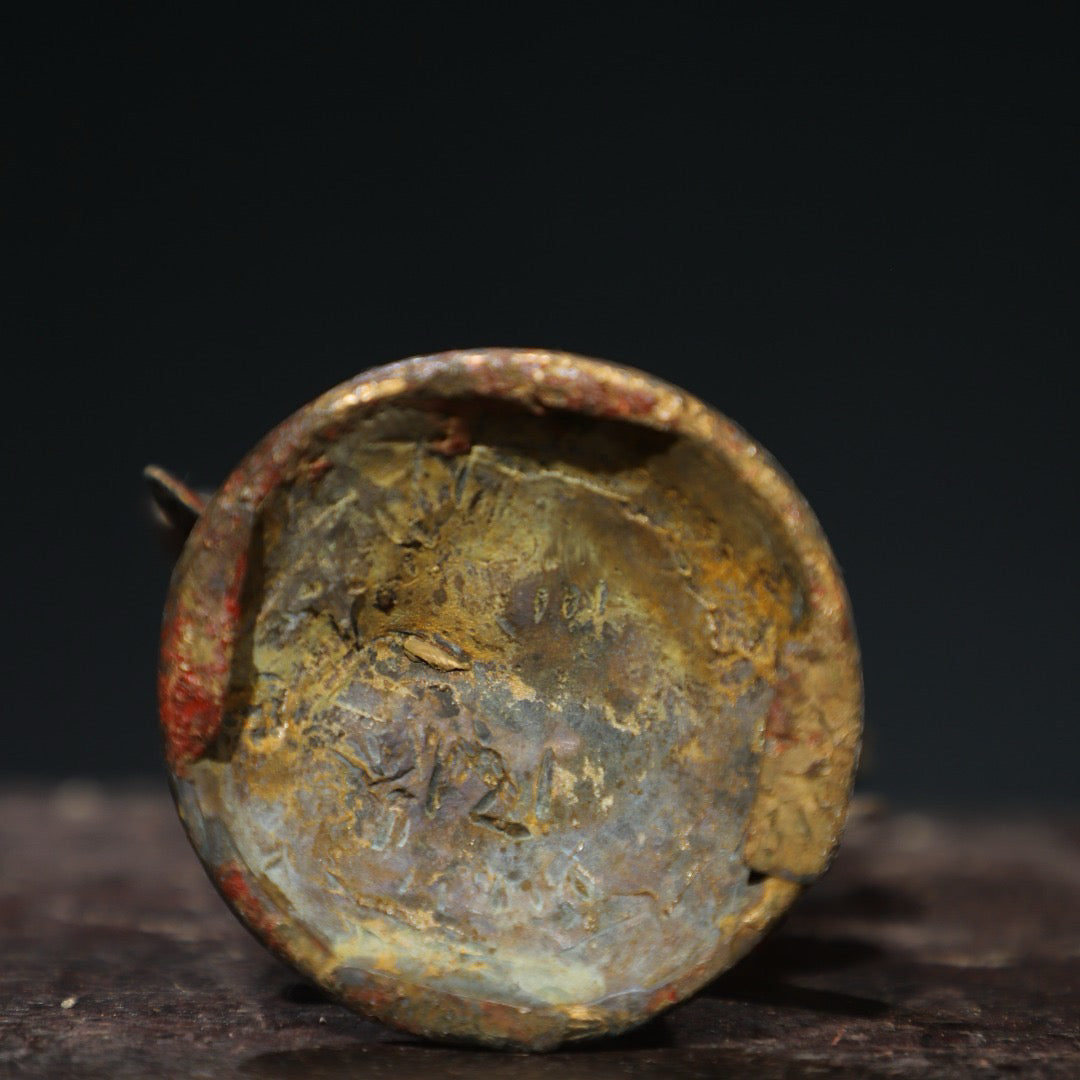 Bronze mud and gold Buddha statues