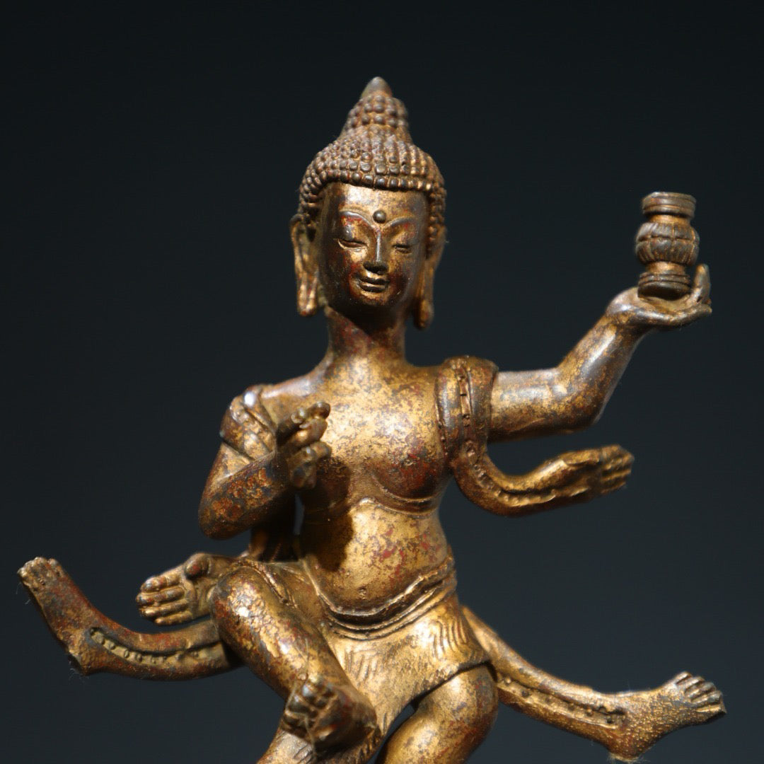 Bronze mud and gold Buddha statues