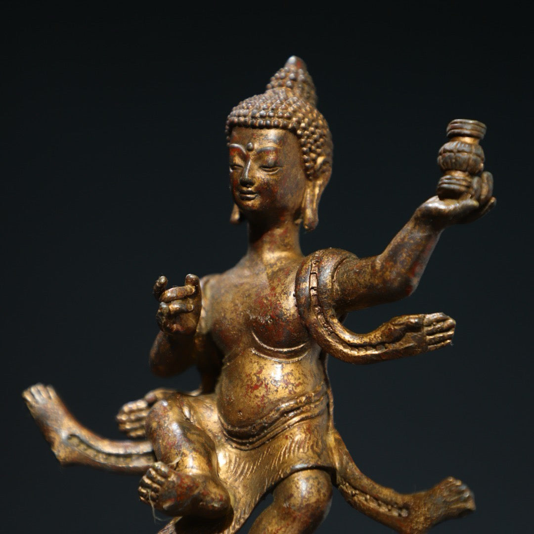 Bronze mud and gold Buddha statues