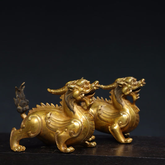 A pair of Chinese antique pure copper qilin ornaments