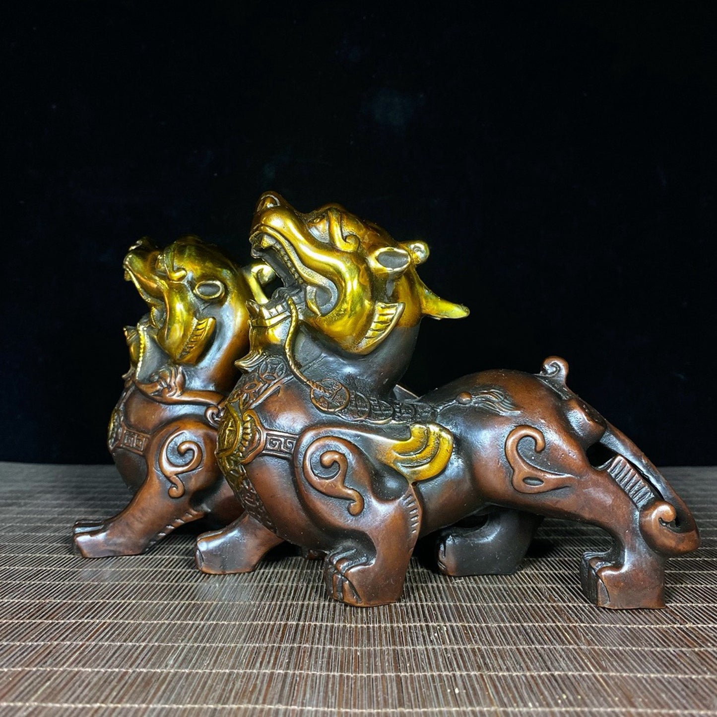 A pair of pure copper gilded lucky Pixiu to attract wealth