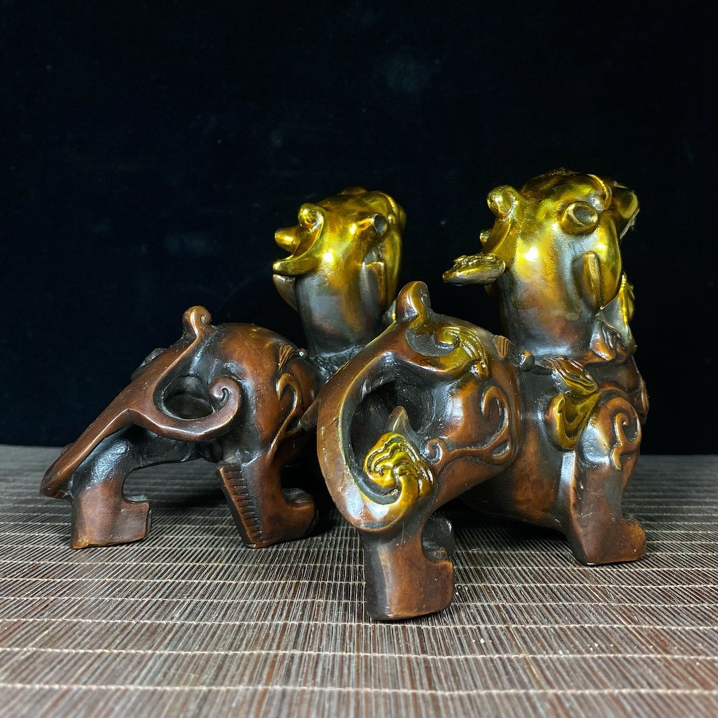 A pair of pure copper gilded lucky Pixiu to attract wealth