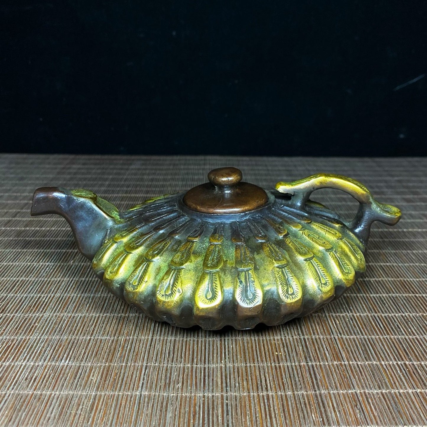 Pure copper gilded peacock open screen teapot