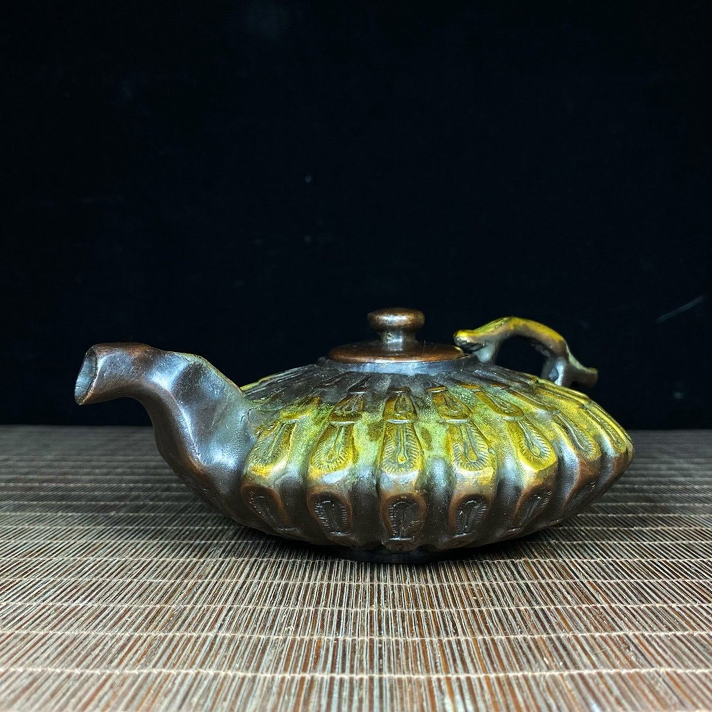 Pure copper gilded peacock open screen teapot
