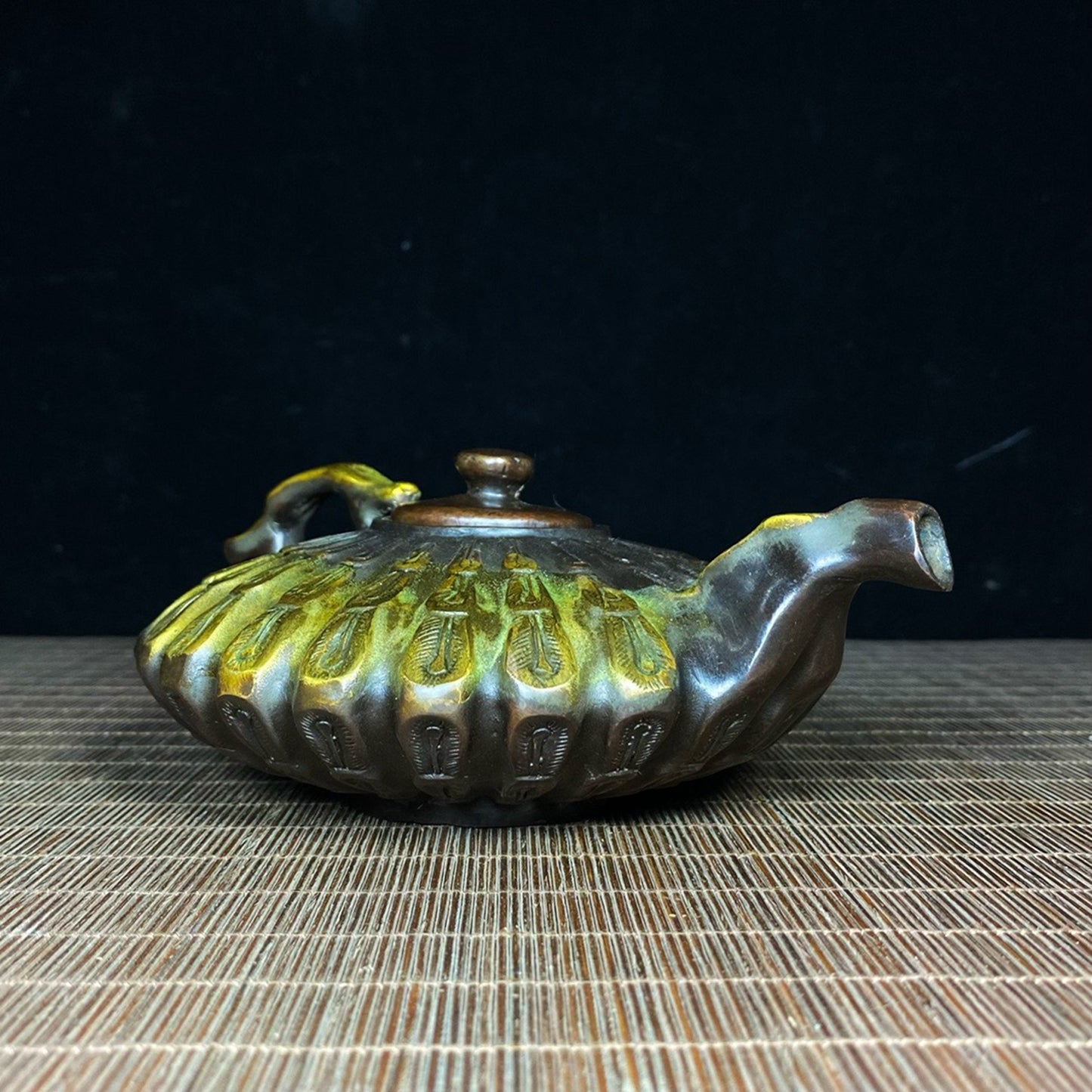 Pure copper gilded peacock open screen teapot