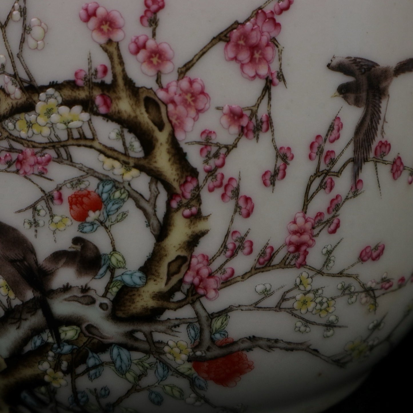 Pink Joyful Eyebrow Pattern Small Ginseng Jar