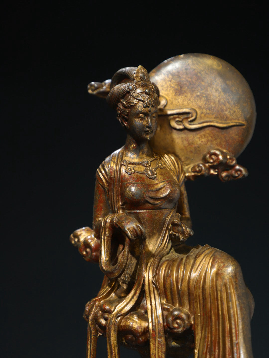 Bronze mud gold [Maiden] statue