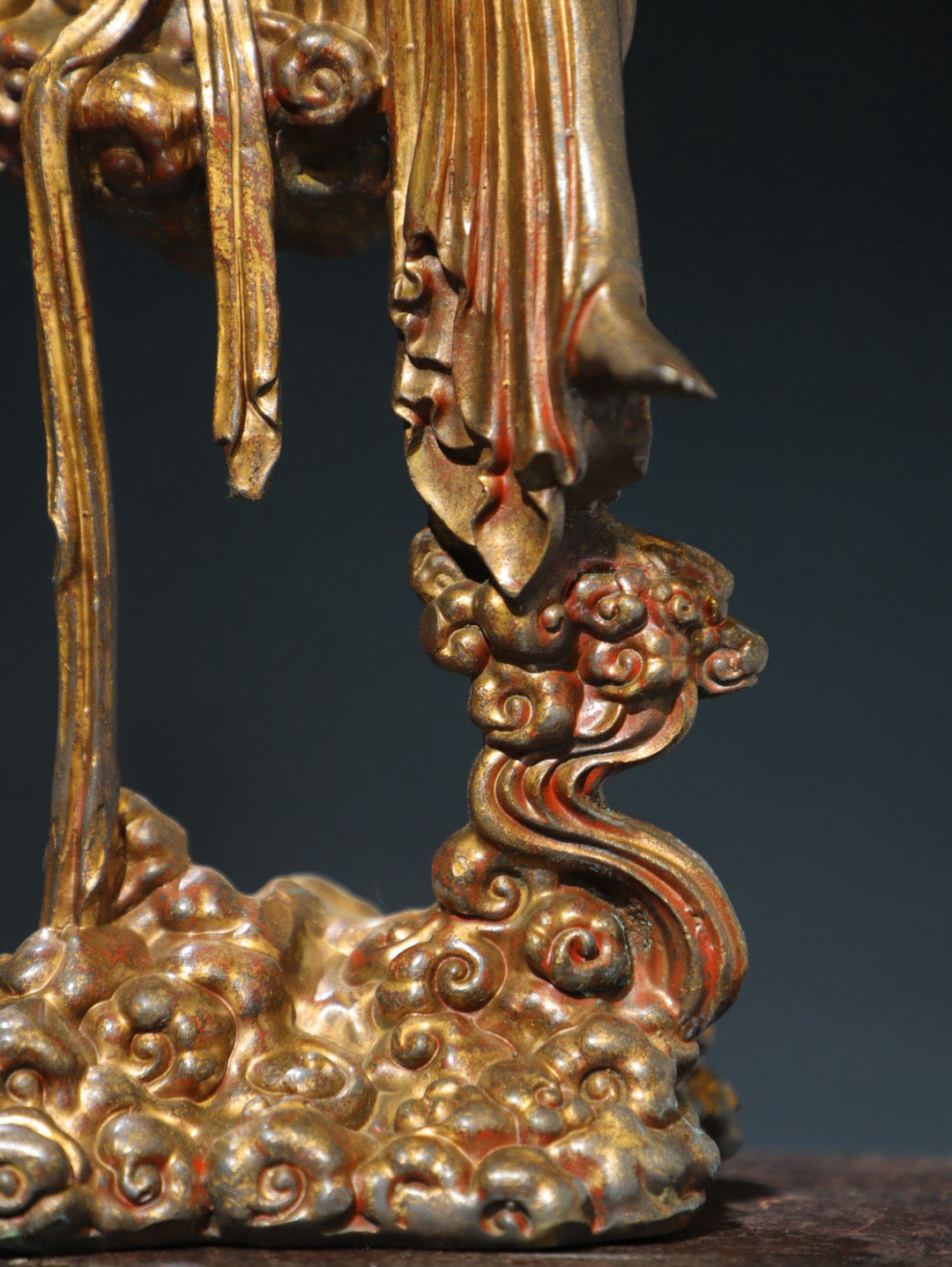 Bronze mud gold [Maiden] statue