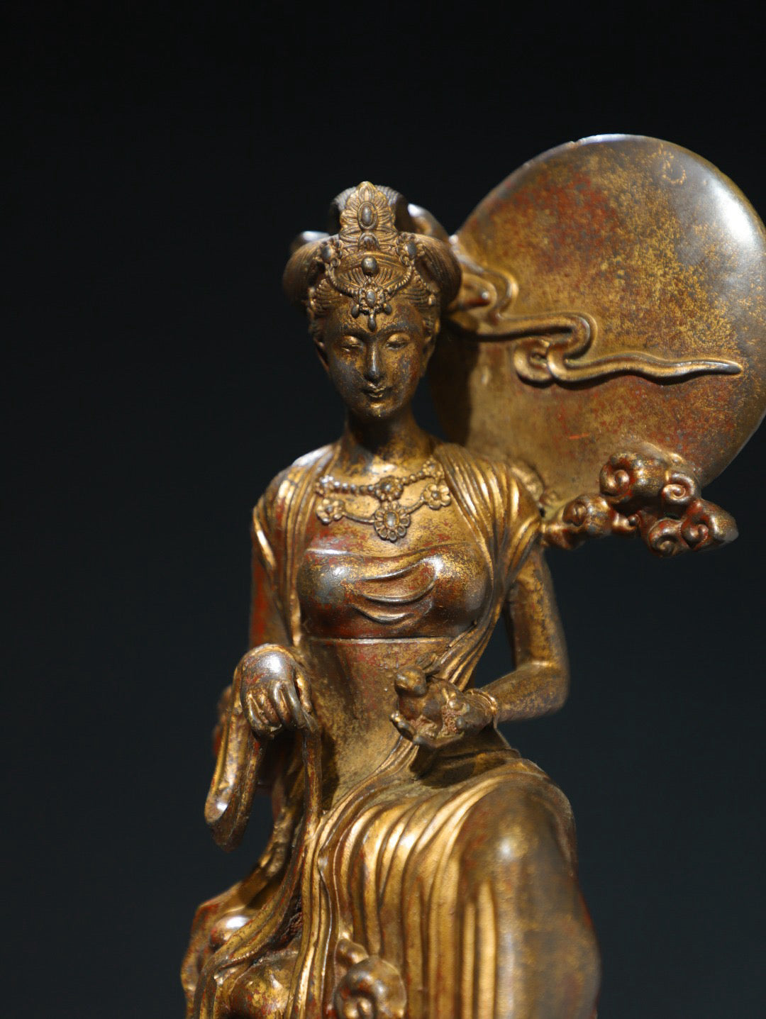 Bronze mud gold [Maiden] statue