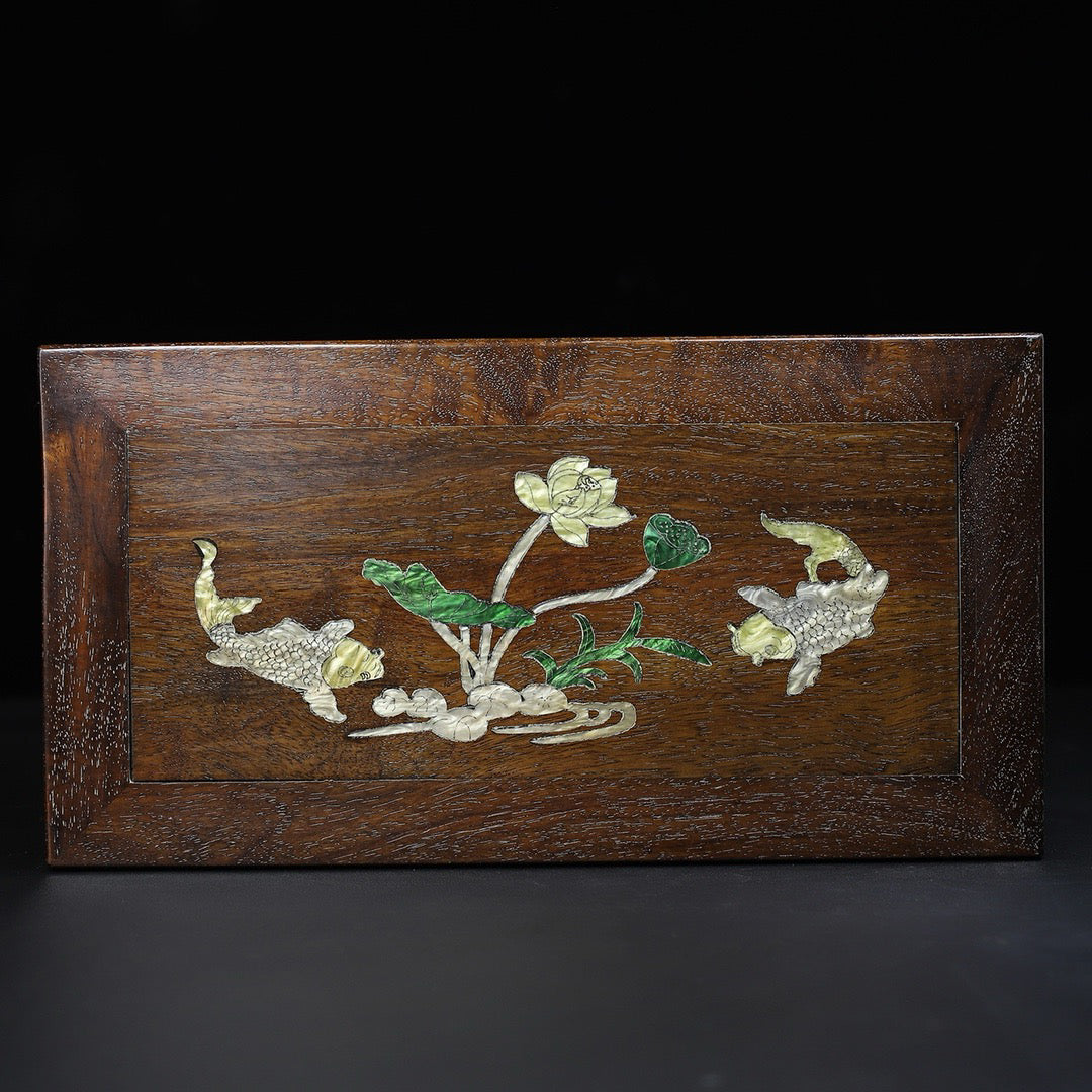 Pear wood inlaid shell plum blossom leg small table