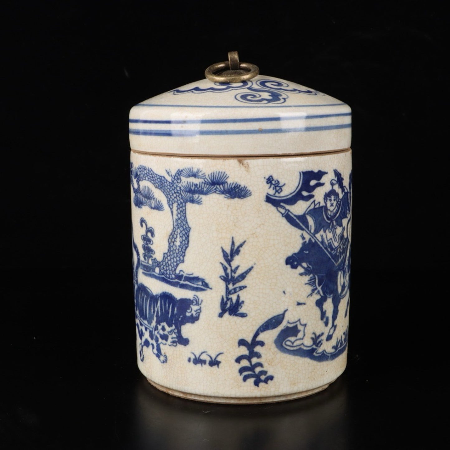 Blue and white tea jar with a pattern of Guigu Mountain and Guigu Mountain