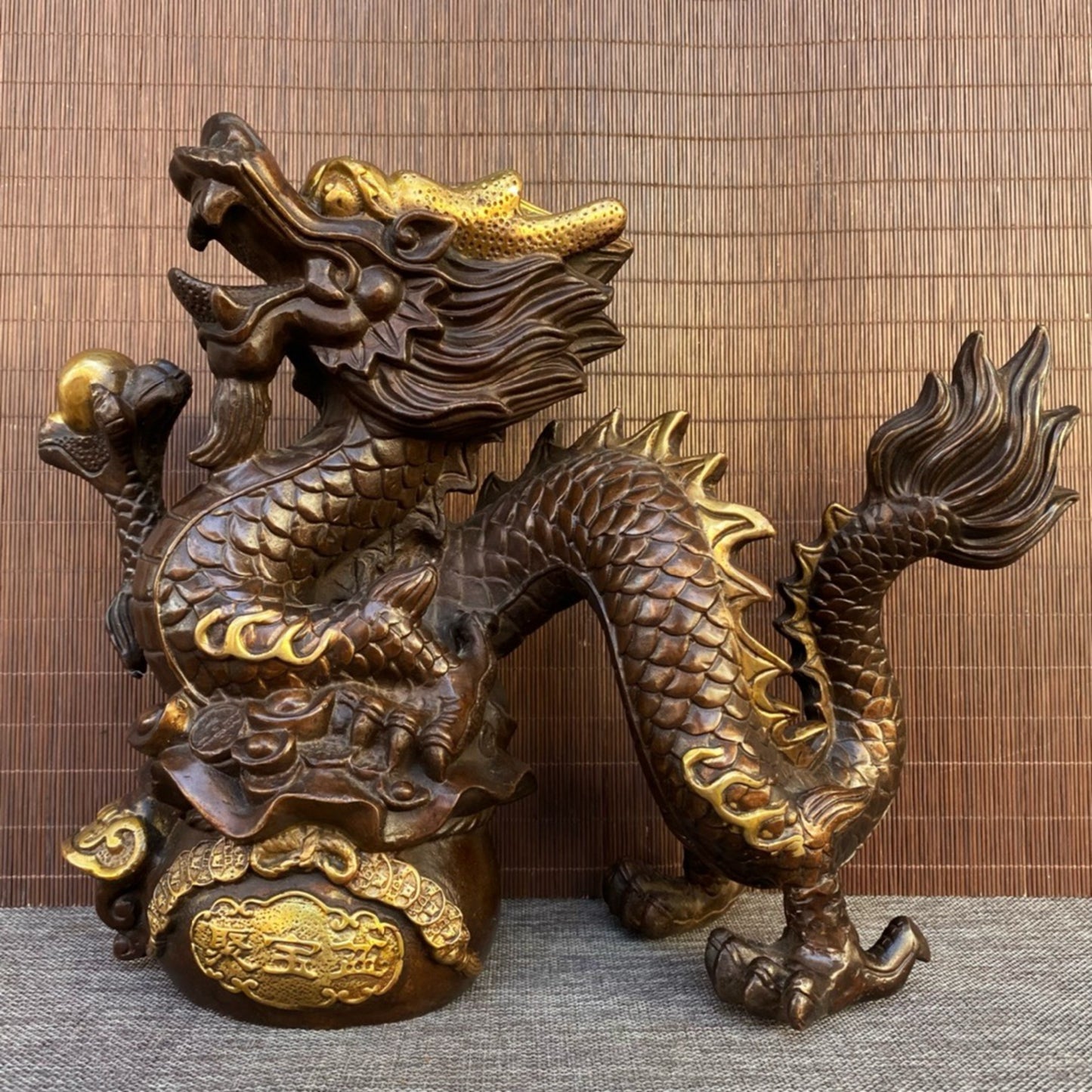 Pure copper gilded Ruyi Feng Shui Jubao Pen Dragon