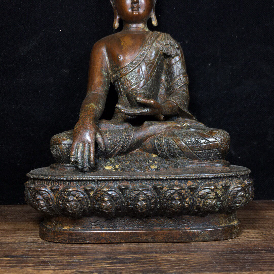 Chinese antique pure copper figure ornaments of Shakyamuni Buddha
