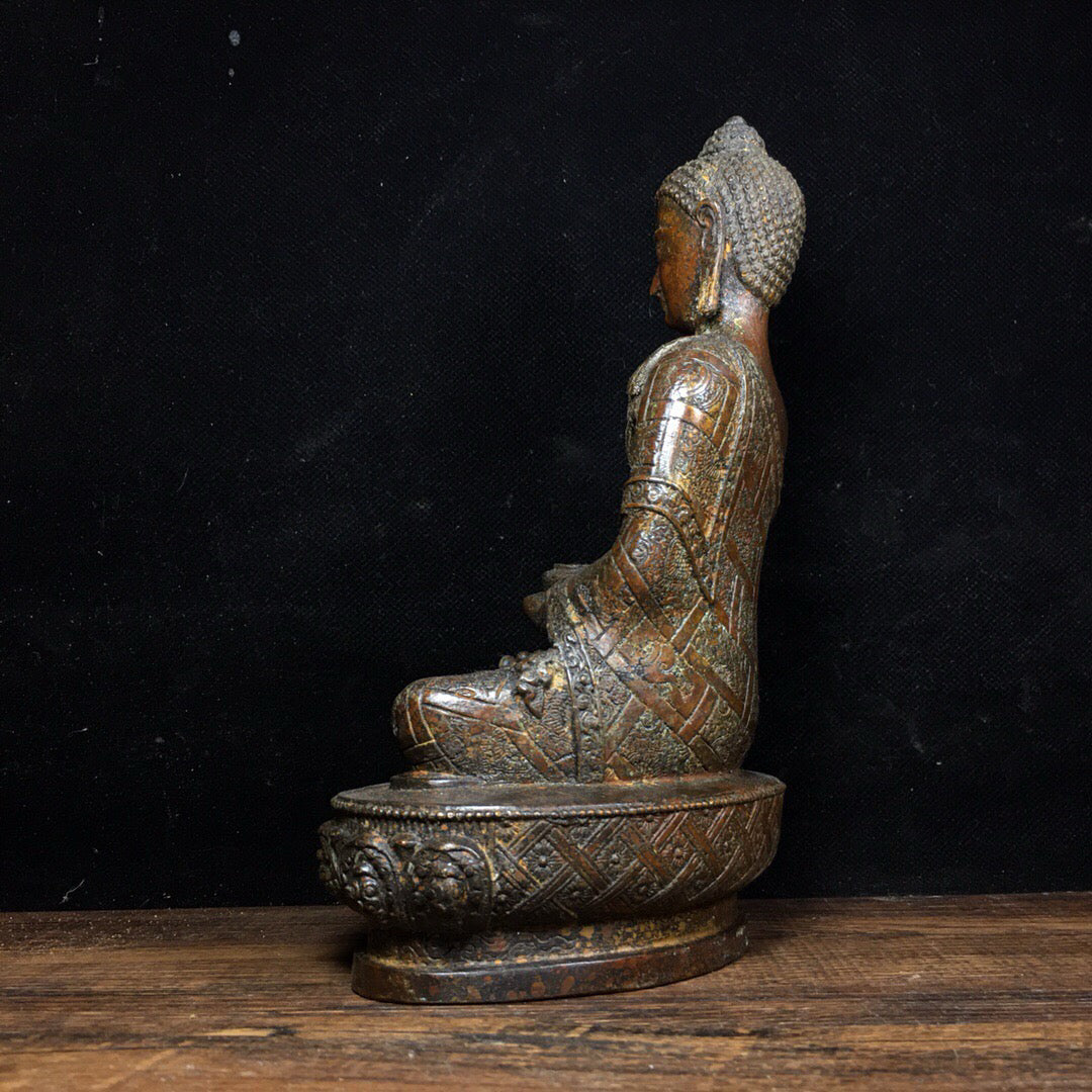 Chinese antique pure copper figure ornaments of Shakyamuni Buddha