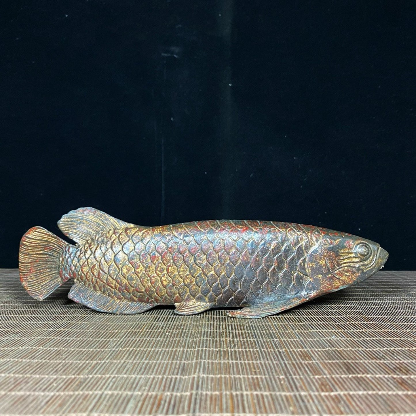 Old copper tire mud gold dragon fish
