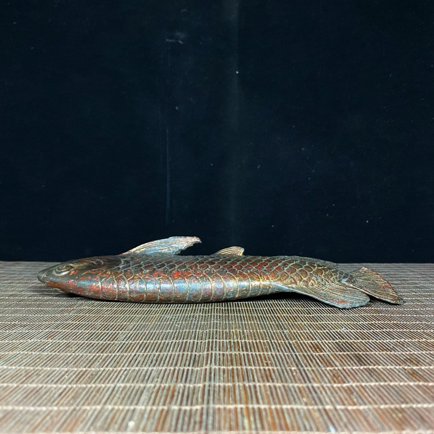 Old copper tire mud gold dragon fish