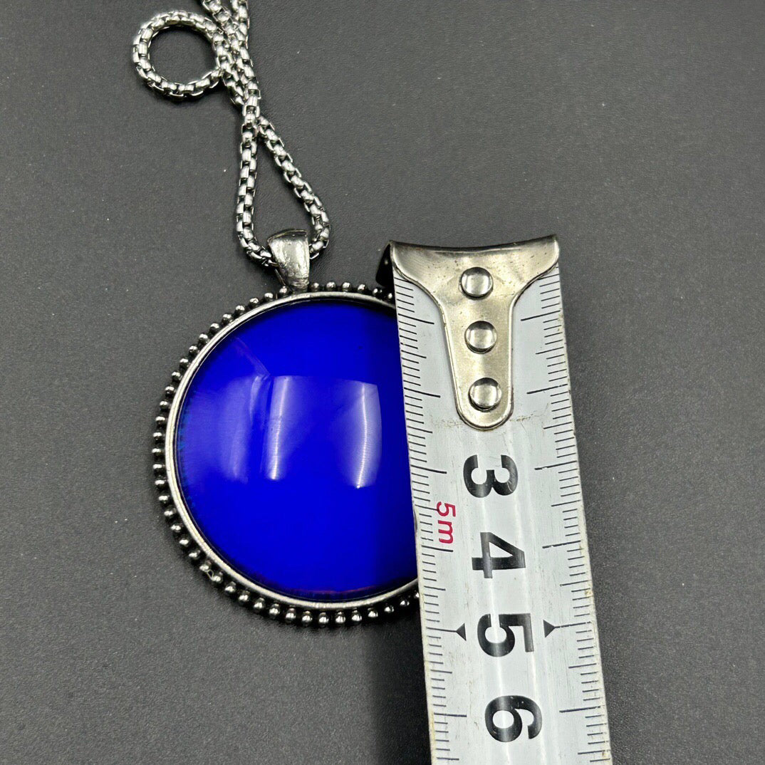 Chinese antique copper temperature sensitive color changing pendant