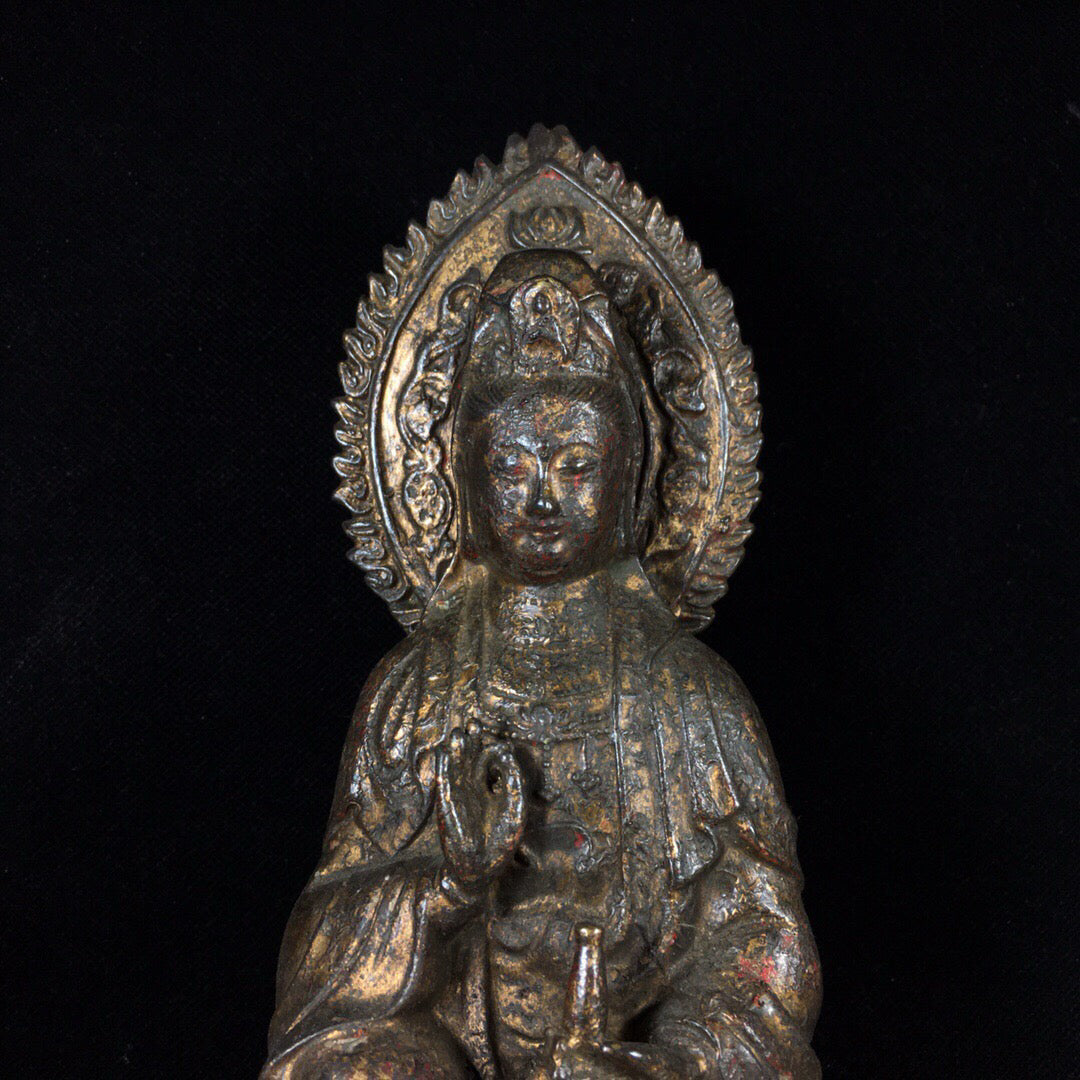 Chinese antique pure copper gold-plated backlit Guanyin ornaments