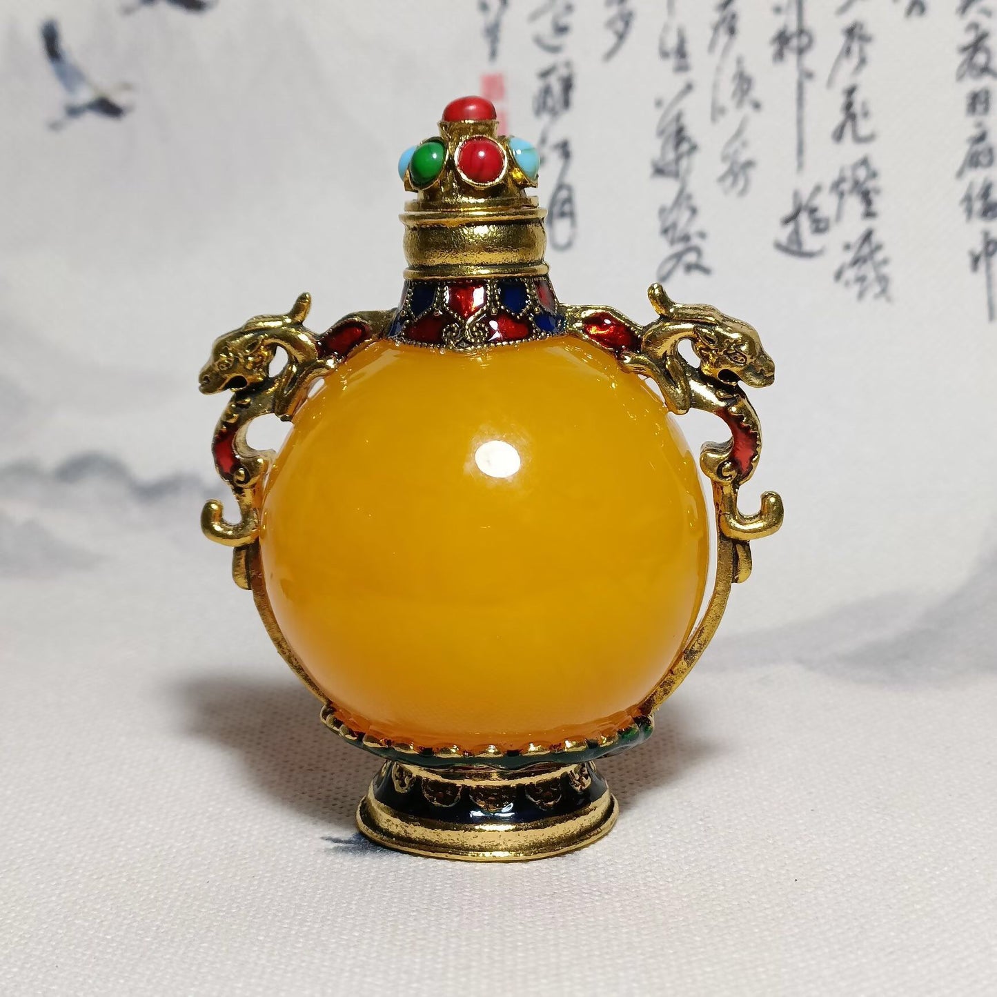 Chinese antique beeswax snuff bottle