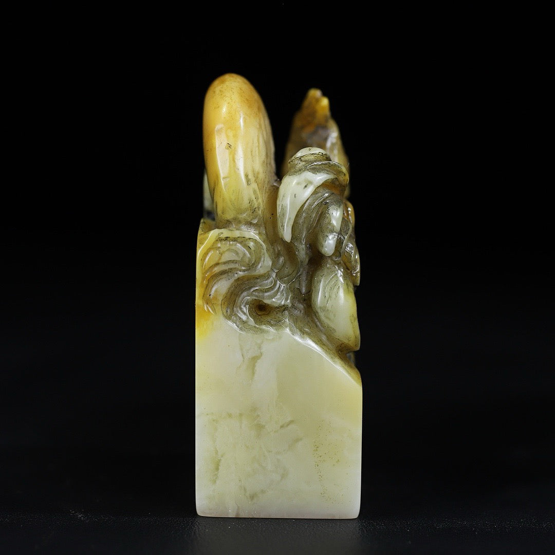 Shoushan Stone "Golden Rooster Sunrise Brings Light" Lucky Rooster Seal