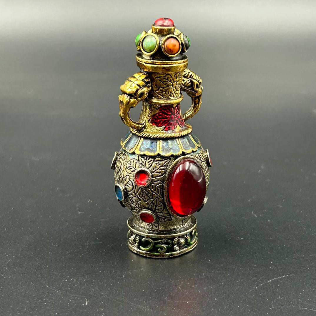 Chinese antique snuff bottle