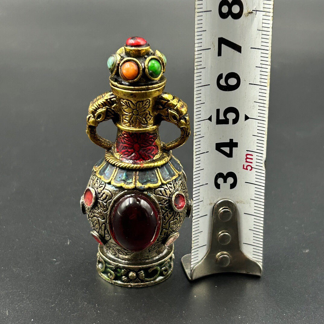 Chinese antique snuff bottle