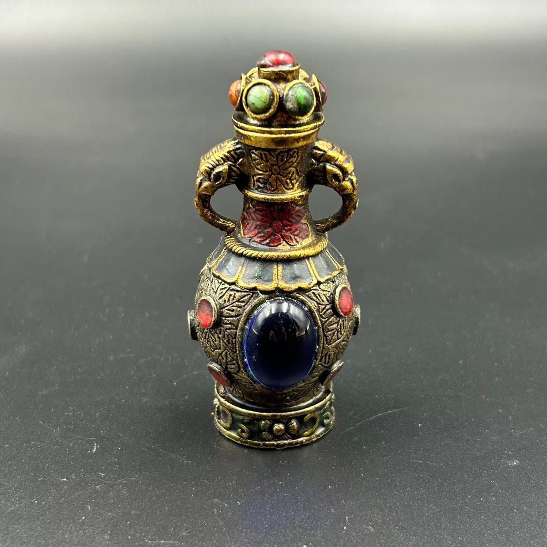 Chinese antique snuff bottle