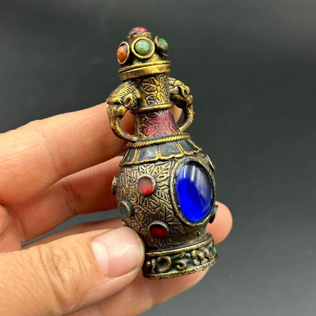 Chinese antique snuff bottle