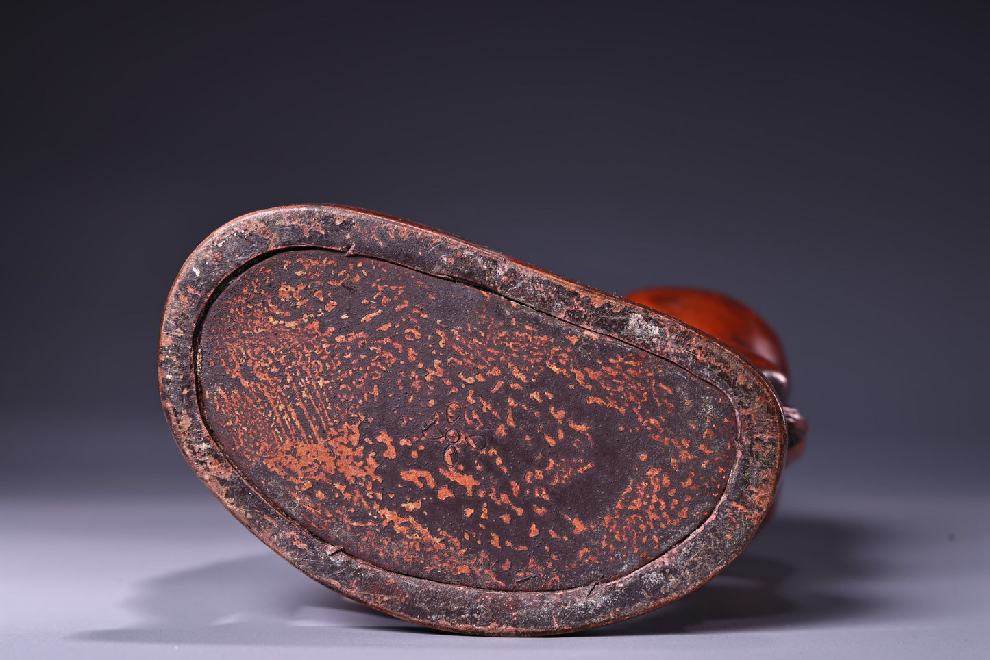 Chinese antique pure copper high relief carving, gilding, gilding, silver gilding, horse throat sealing