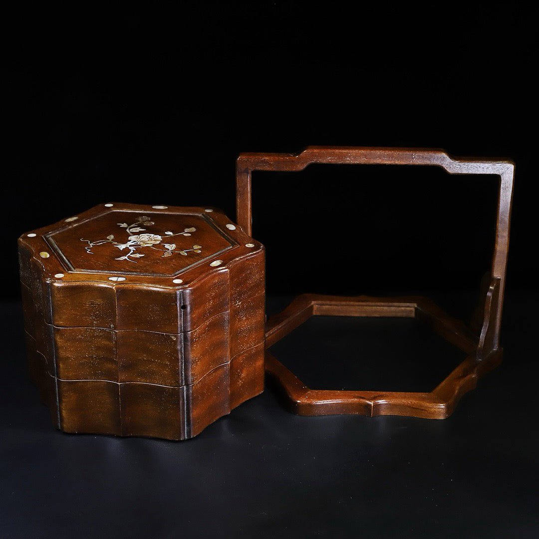 Pear wood inlaid shell portable multi-layer food box