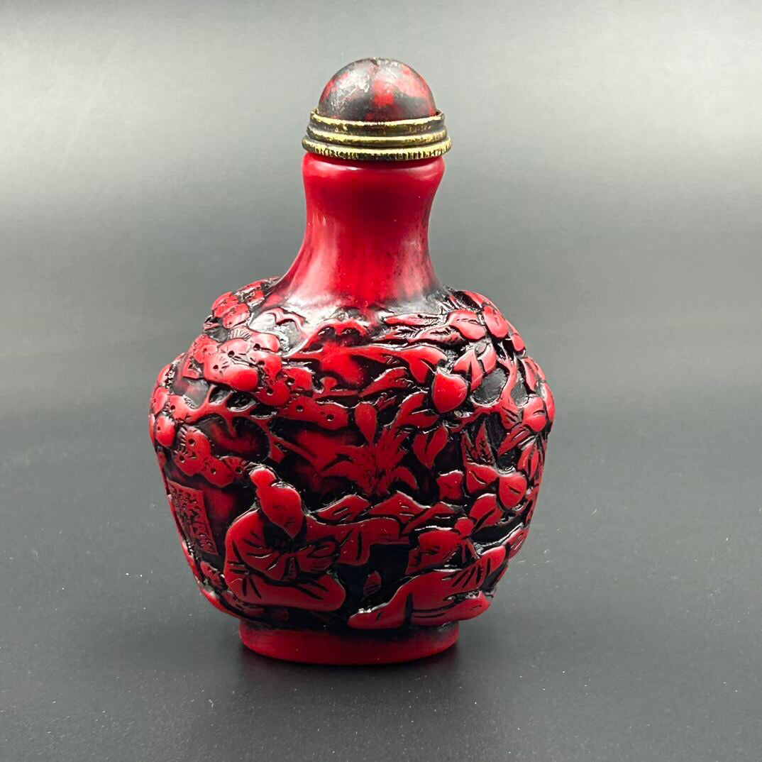 Chinese antique snuff bottle