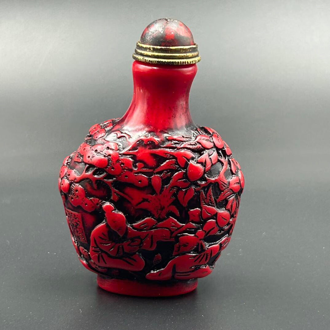Chinese antique snuff bottle