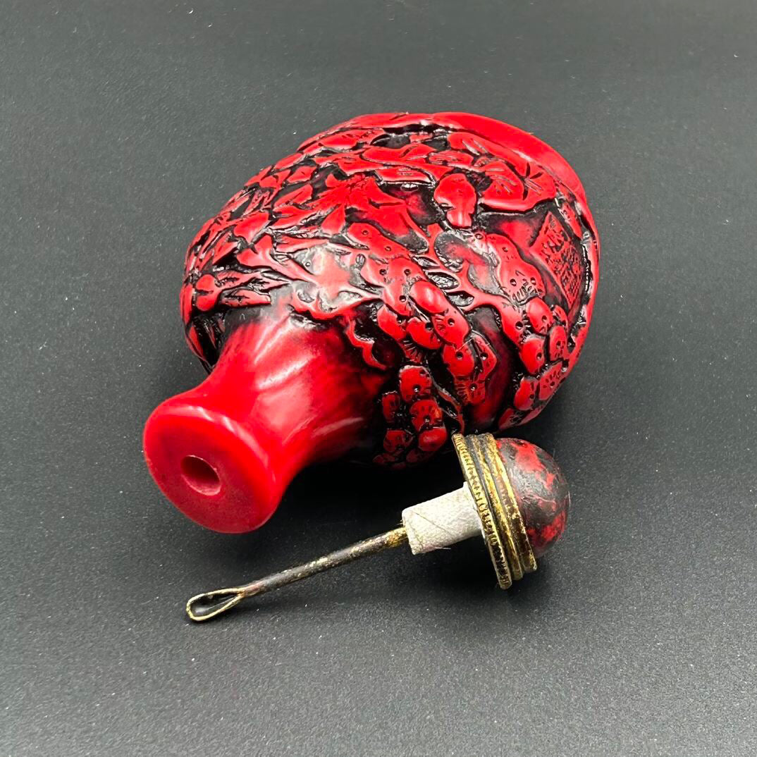 Chinese antique snuff bottle