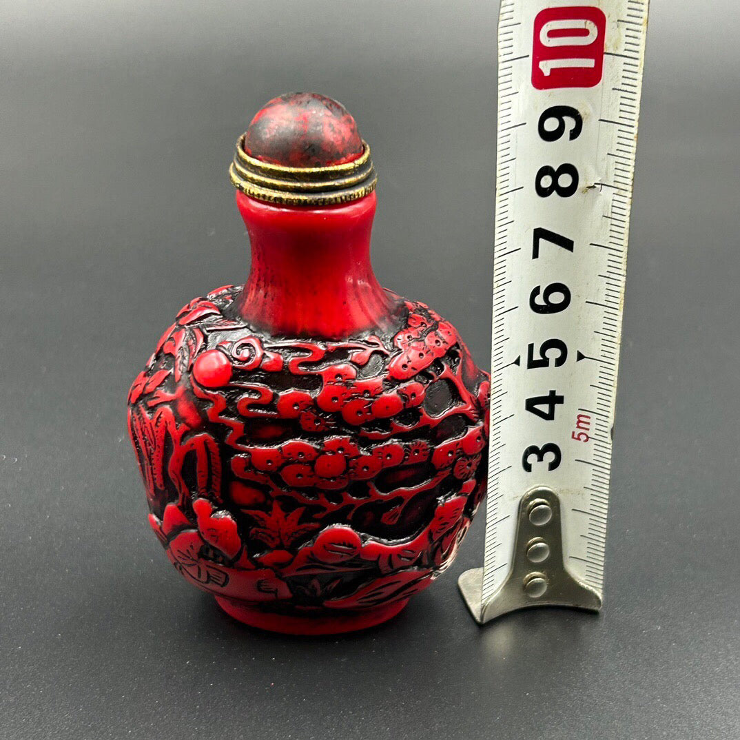 Chinese antique snuff bottle