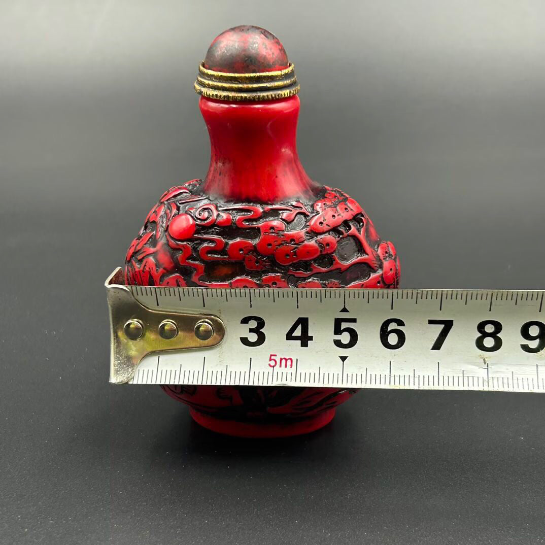 Chinese antique snuff bottle