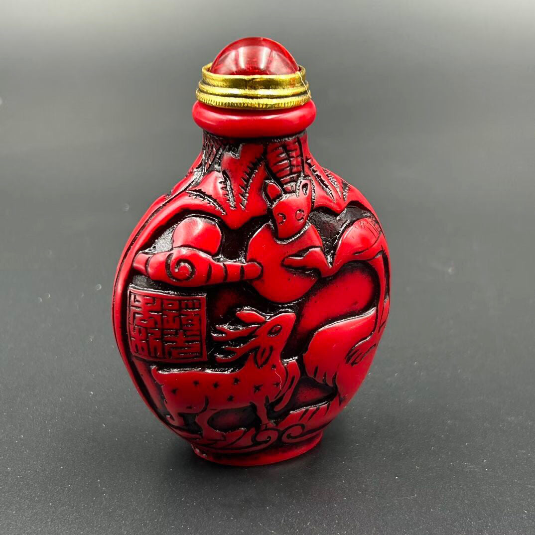 Chinese antique snuff bottle