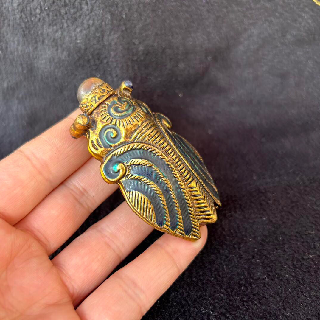 Chinese antique copper snuff bottle