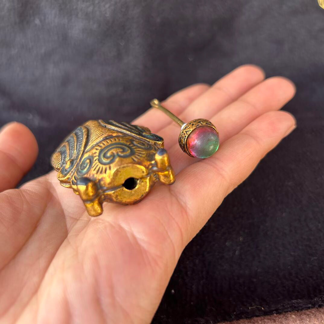 Chinese antique copper snuff bottle