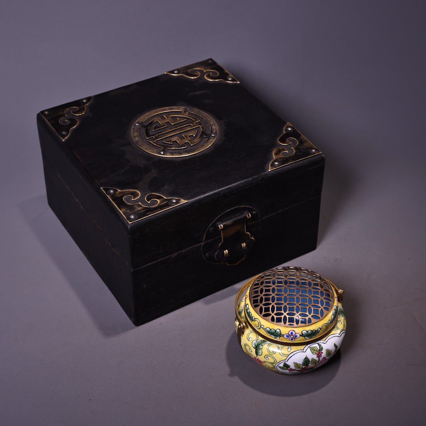 Chinese Antique Collection Pure Copper Body Pure Hand Painted Enamel Colored Handmade Stove