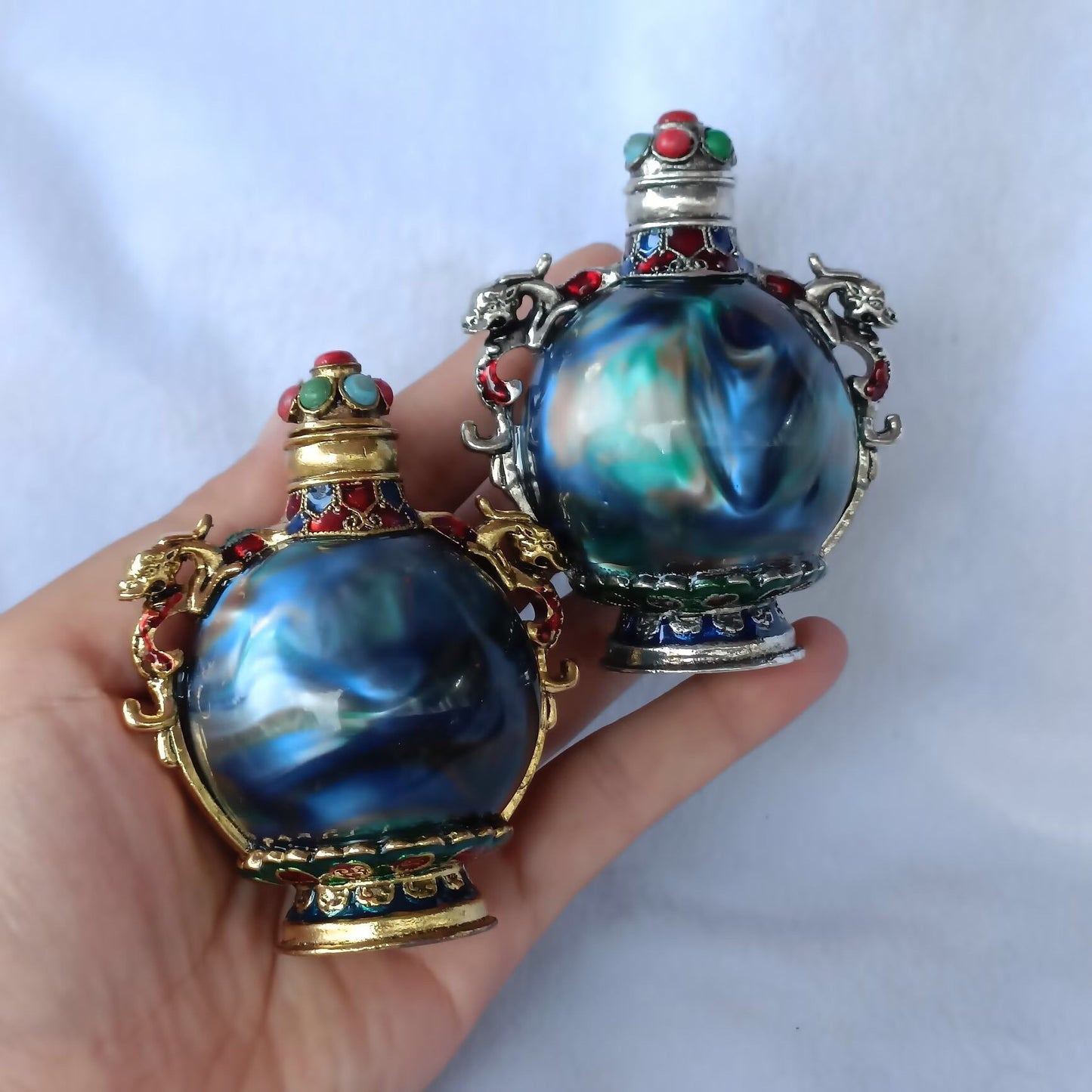Chinese antique copper snuff bottle