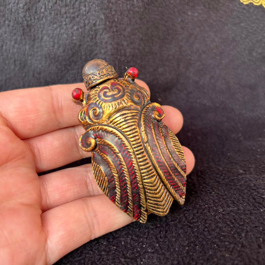 Chinese antique copper snuff bottle