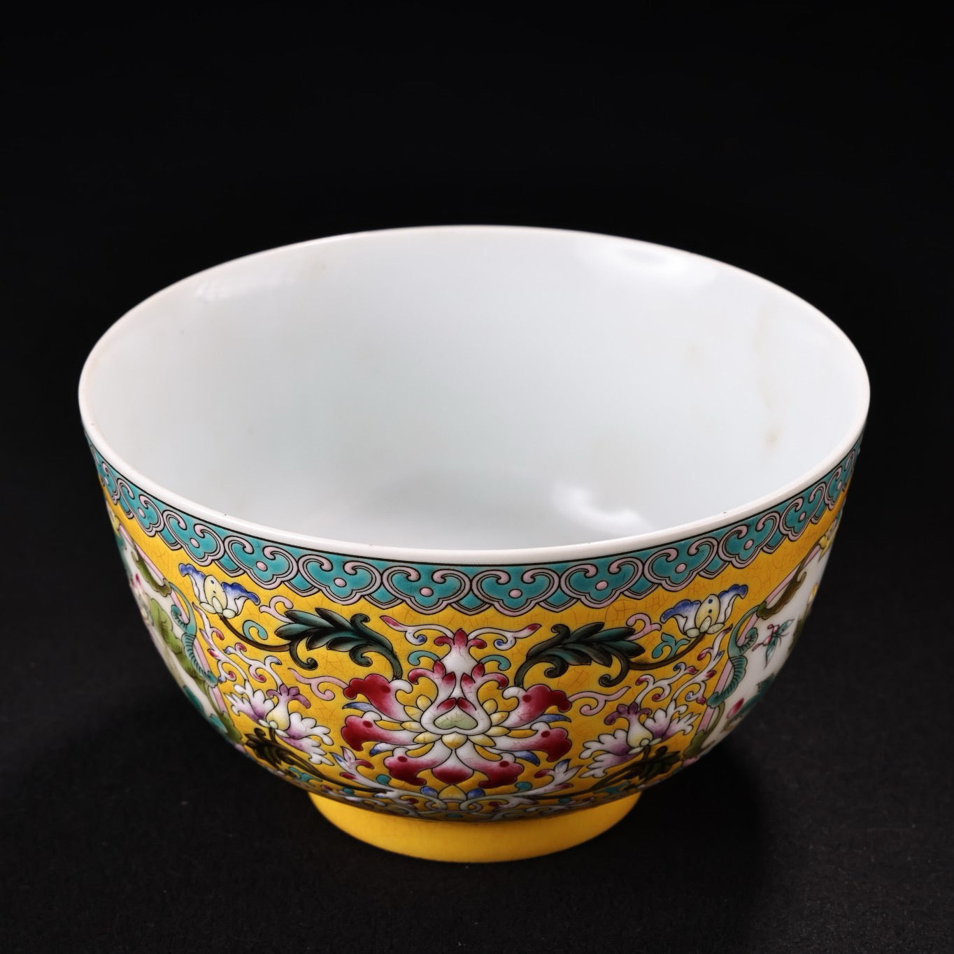 Chinese antique hand-painted pink enamel porcelain bowl