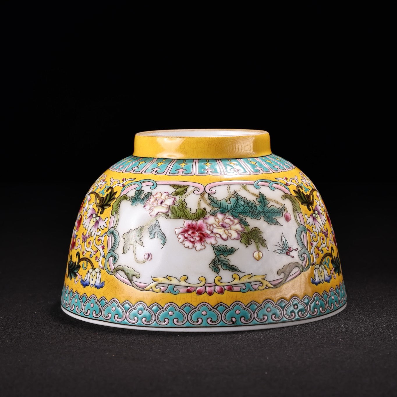 Chinese antique hand-painted pink enamel porcelain bowl