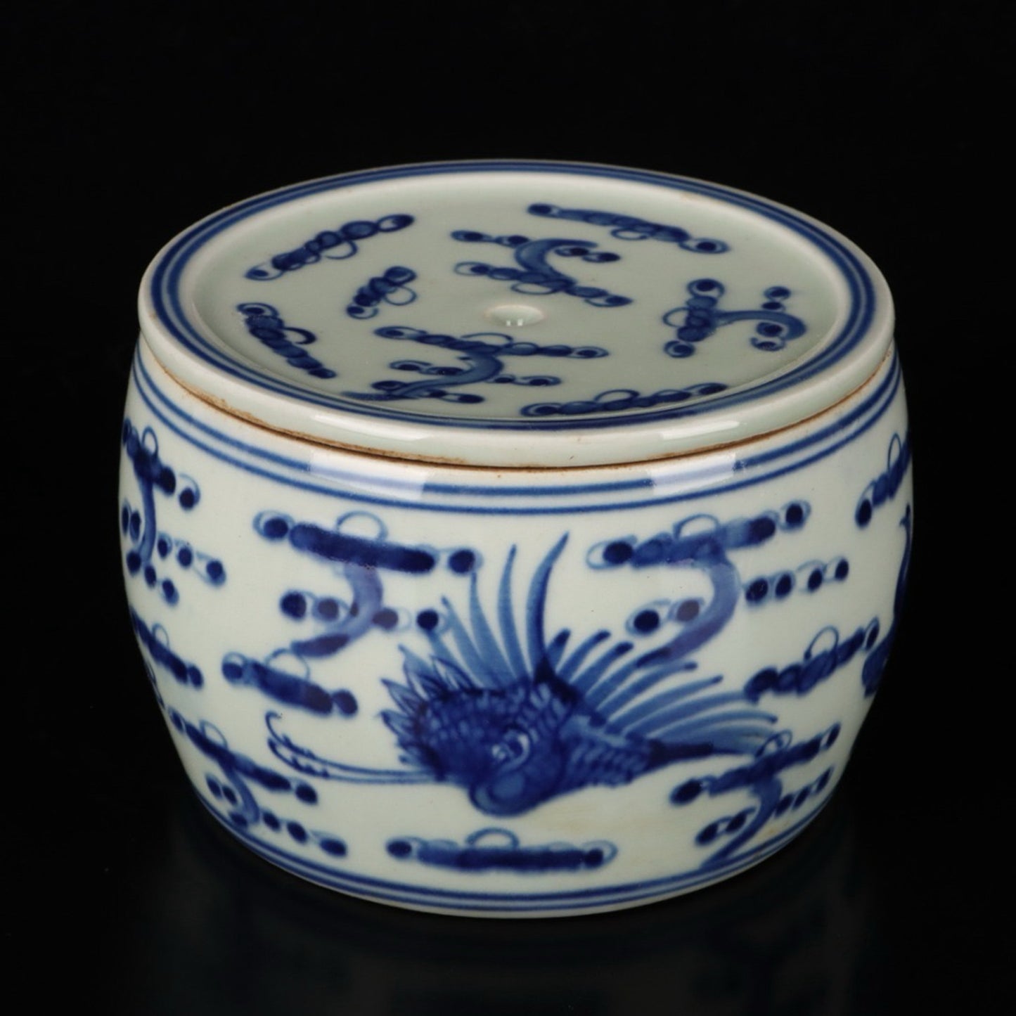 Blue and white fairy crane patterned cricket jar
