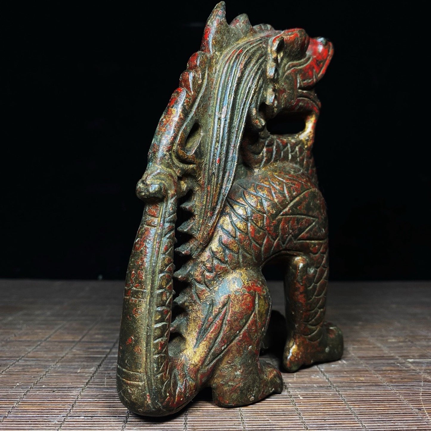 Mud gold old copper tire dragon ornament
