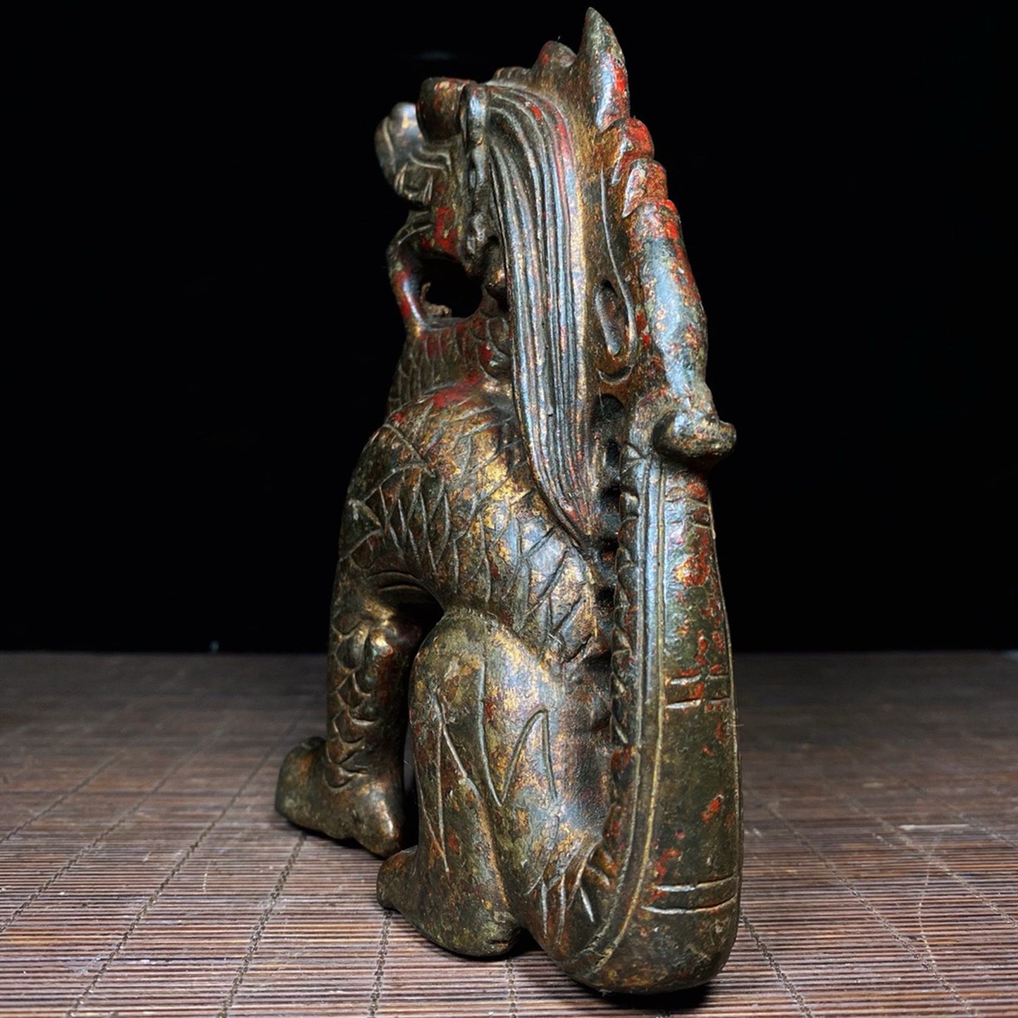 Mud gold old copper tire dragon ornament