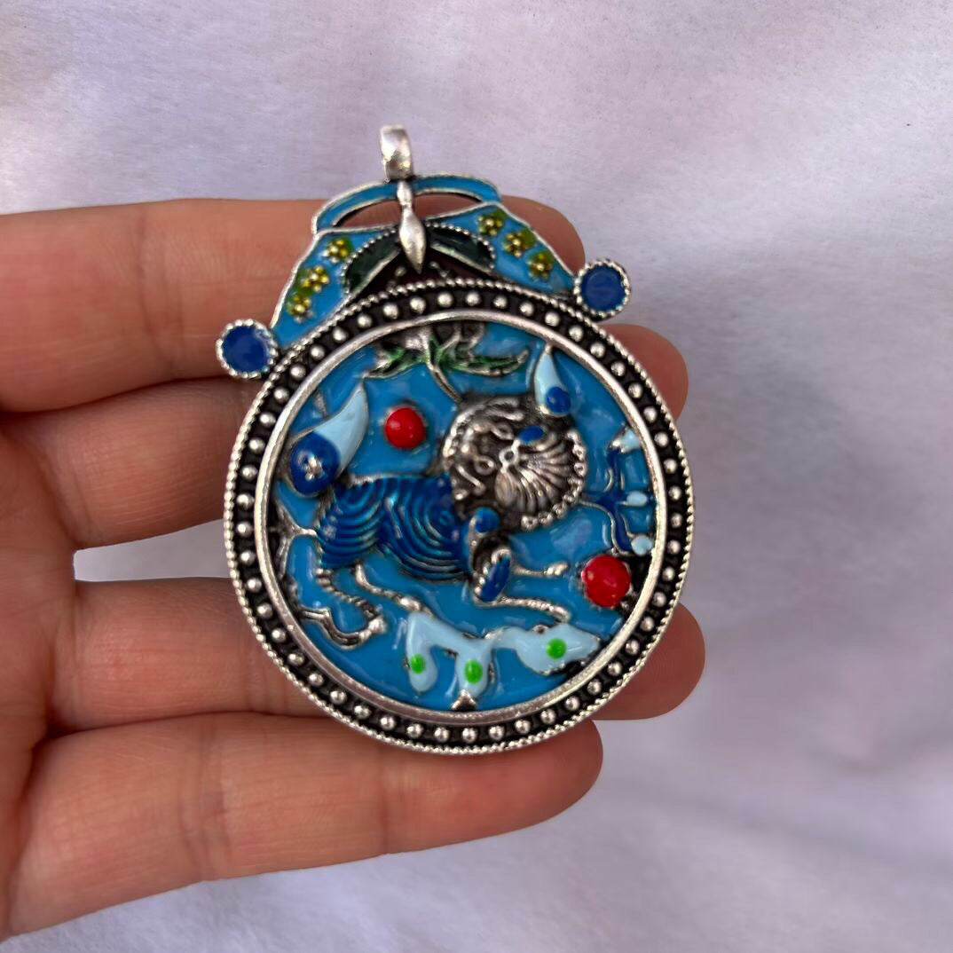 Chinese antique cloisonn é cat eye stone hang tag