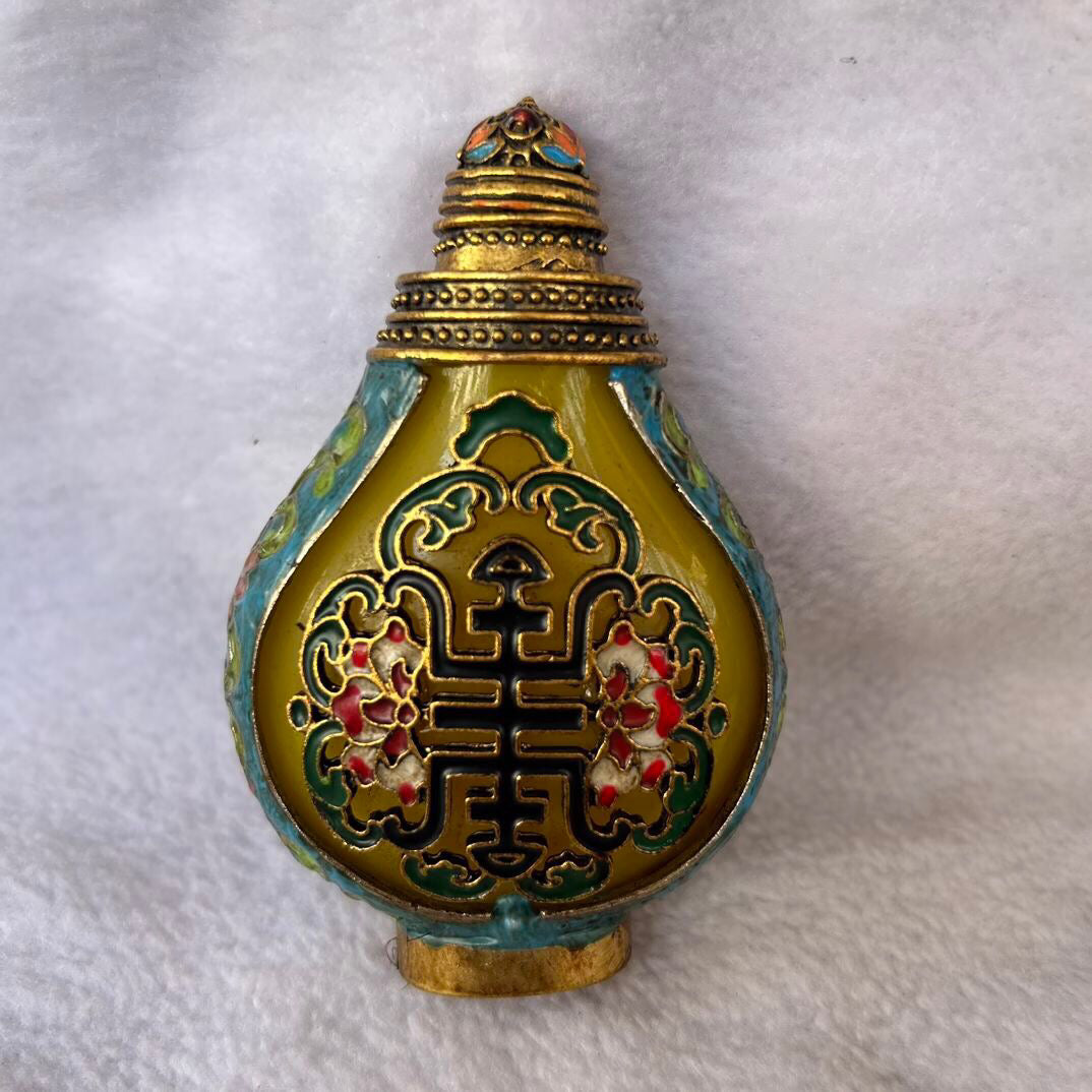 Chinese antique beeswax snuff bottle