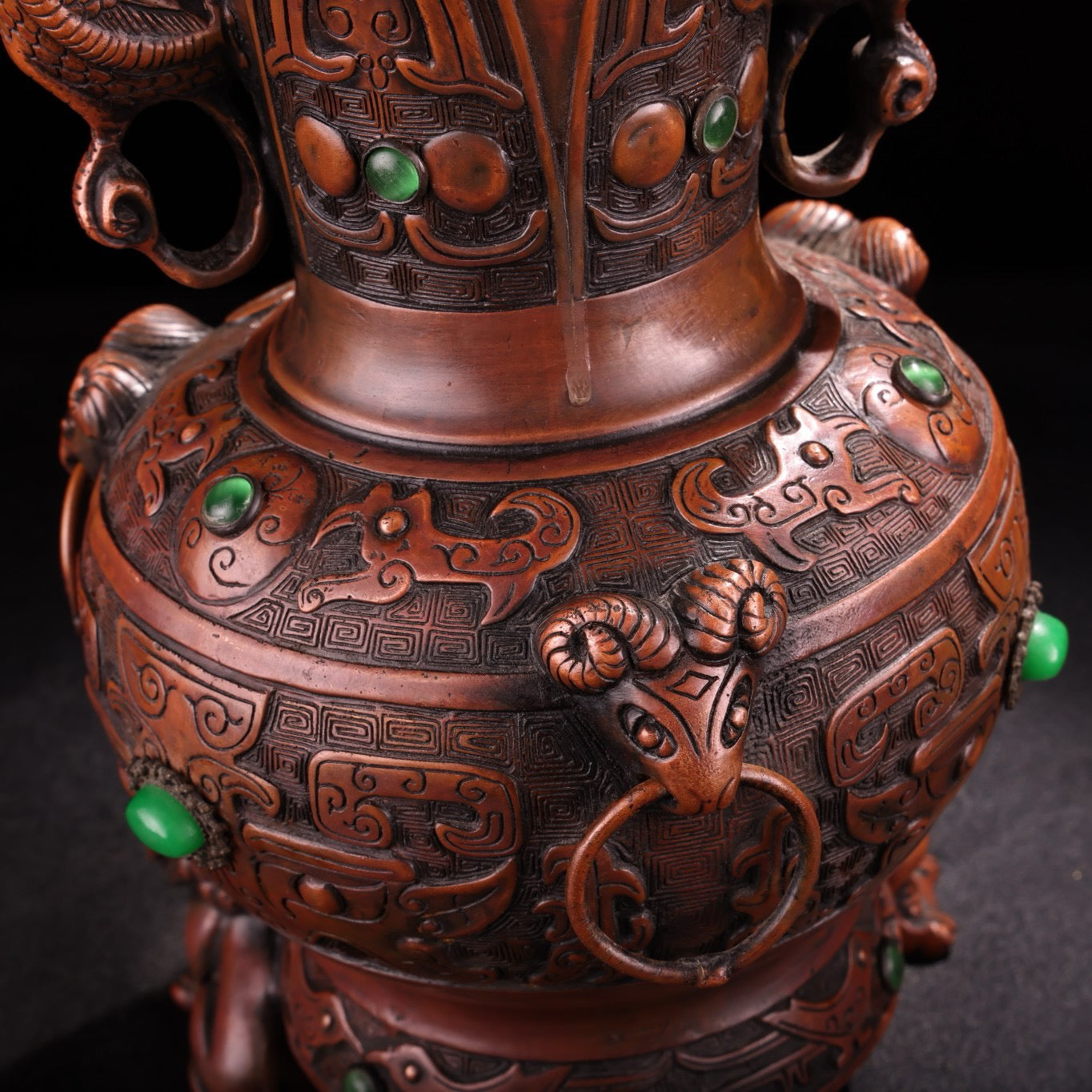Chinese antique pure copper, purple copper, all copper, pure copper inlaid with gemstones and animal face vases
