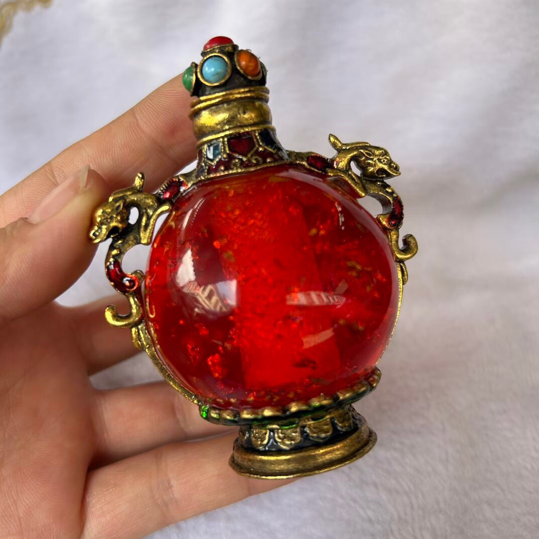 Chinese antique copper snuff bottle